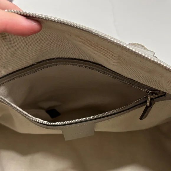 Gucci Silver GG Coated Canvas Joy Boston Bag - Picture 6 of 8